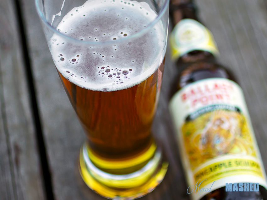 Ballast-point-pineapple-sculpin-pour