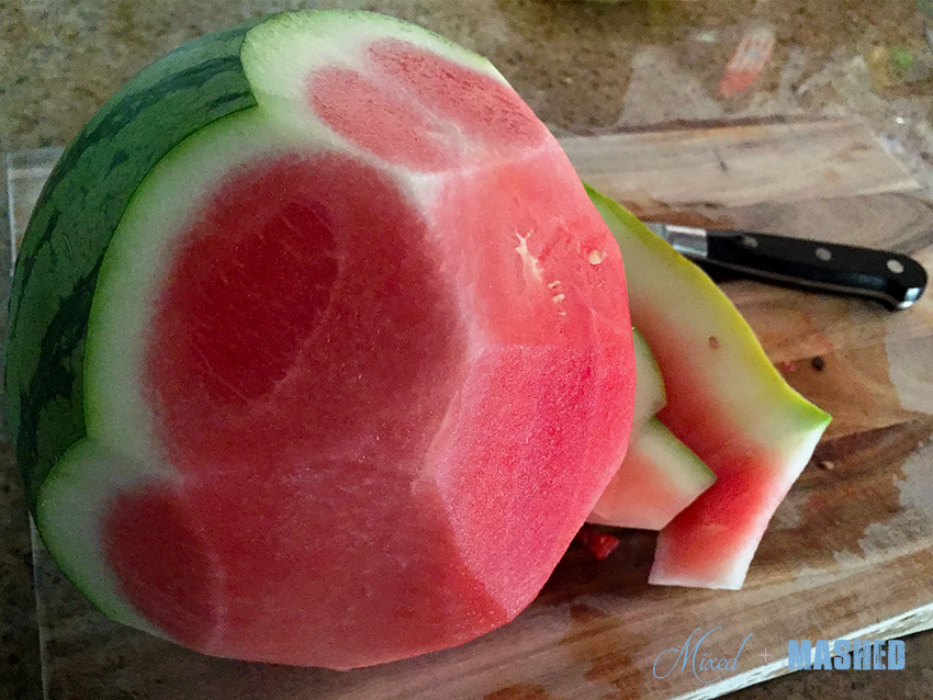 hydrating-watermelon-coconut-water-melon-cut